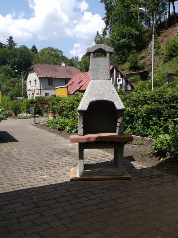Penzion Falkenstejn Ceska Kamenice Exterior photo